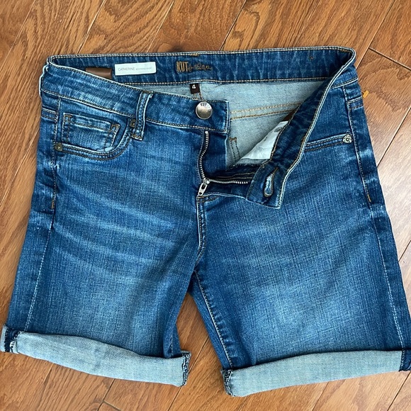 Kut from the Kloth Jean Shorts - Picture 6 of 14